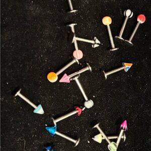 Lot Of 18 Labret Stud 16G Assorted Colors Hypoallergenic